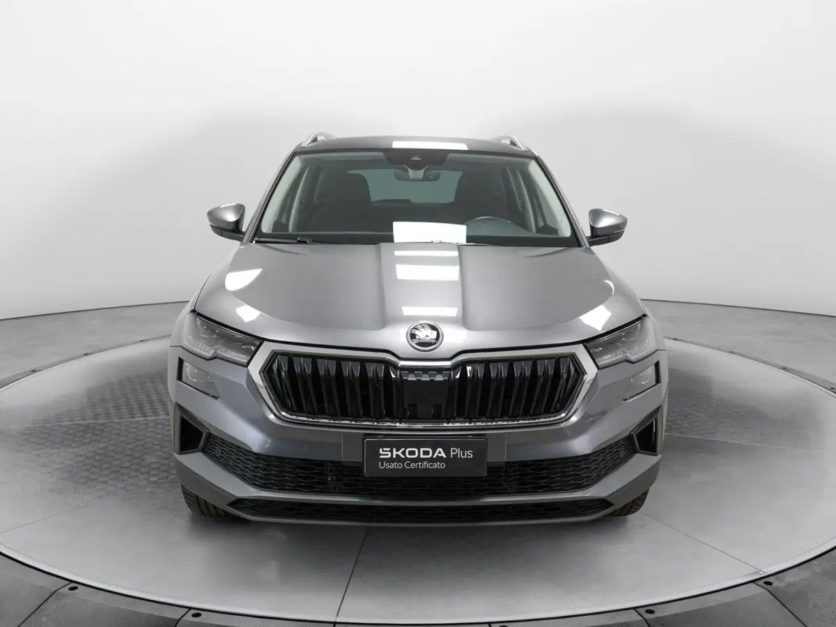 Skoda Karoq usata a Varese (2)