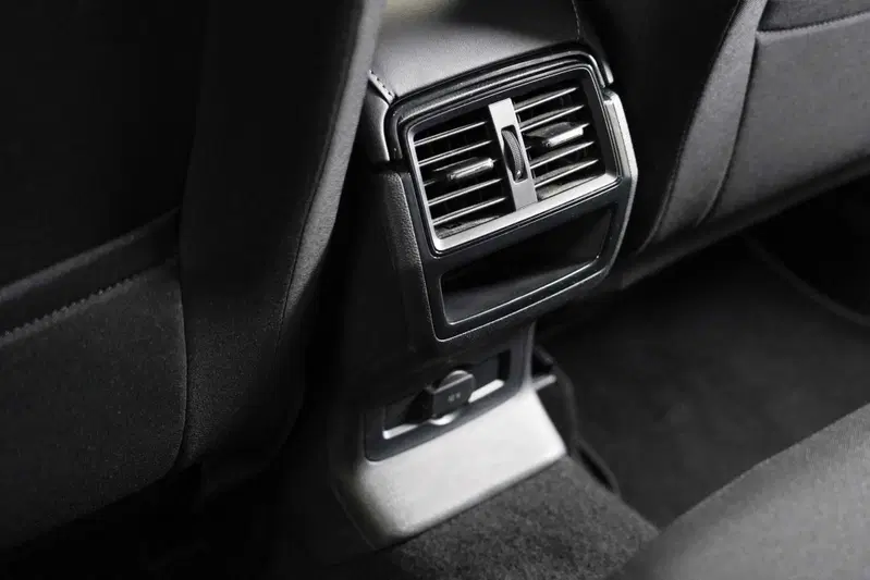 Skoda Karoq usata a Varese (20)