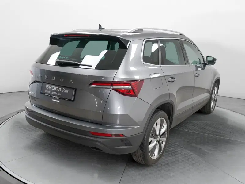 Skoda Karoq usata a Varese (6)
