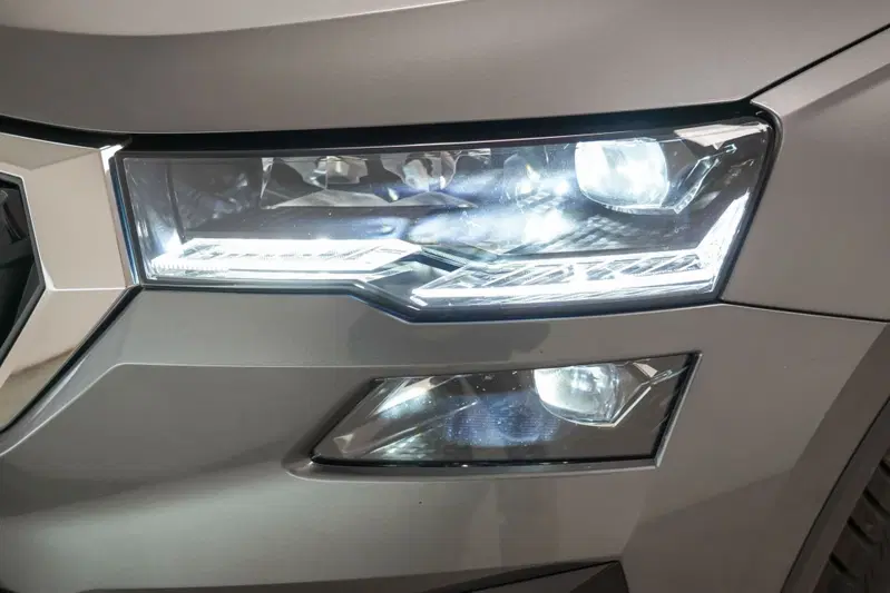 Skoda Karoq usata a Varese (8)