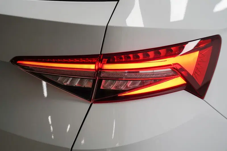 Skoda Kodiaq usata a Varese (9)