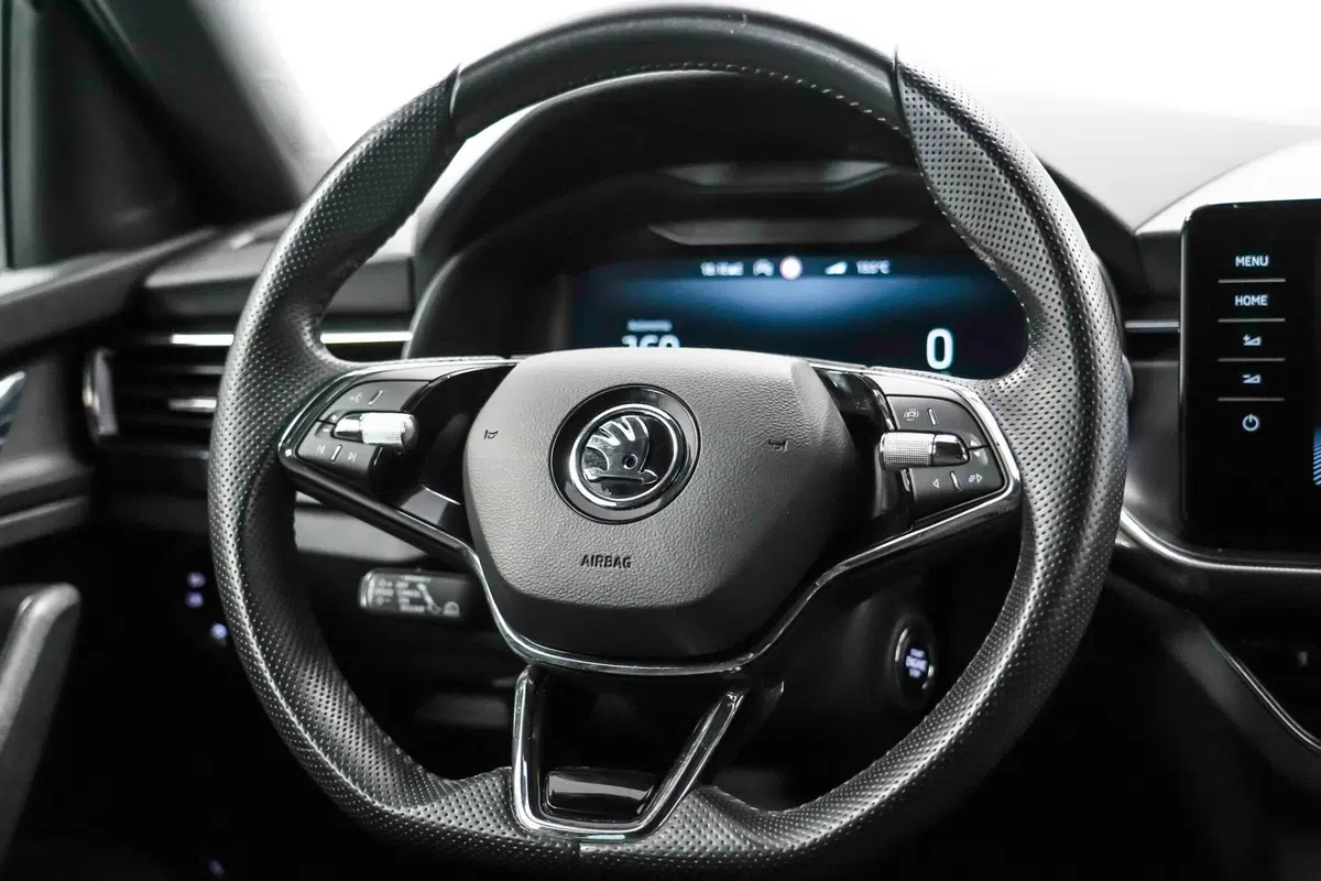 Skoda Kamiq usata a Varese (12)
