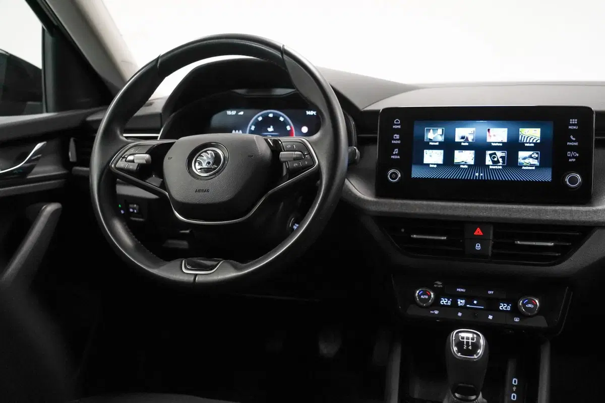 Skoda Kamiq usata a Varese (11)