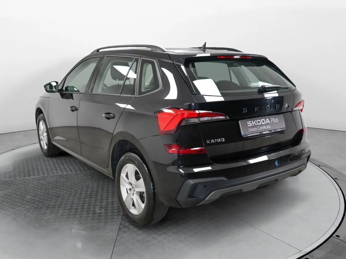 Skoda Kamiq usata a Varese (4)