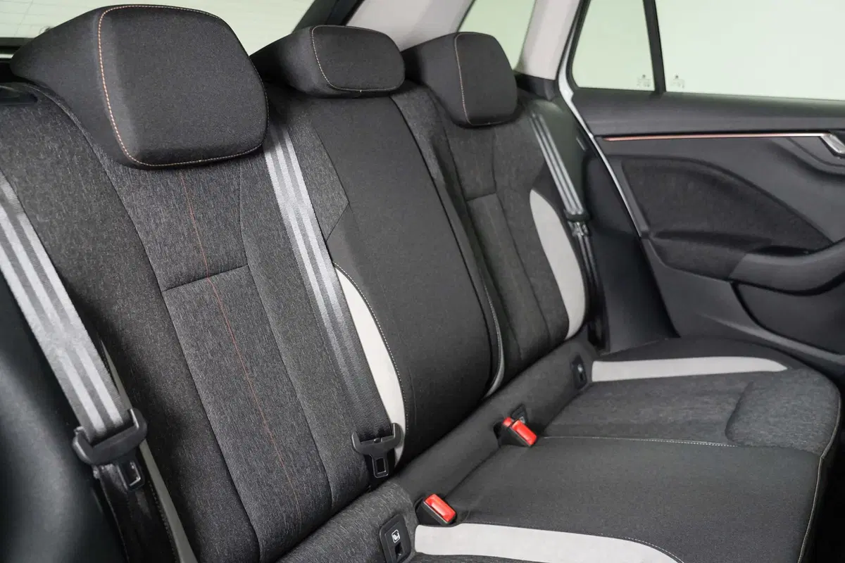 Skoda Kamiq usata a Varese (14)