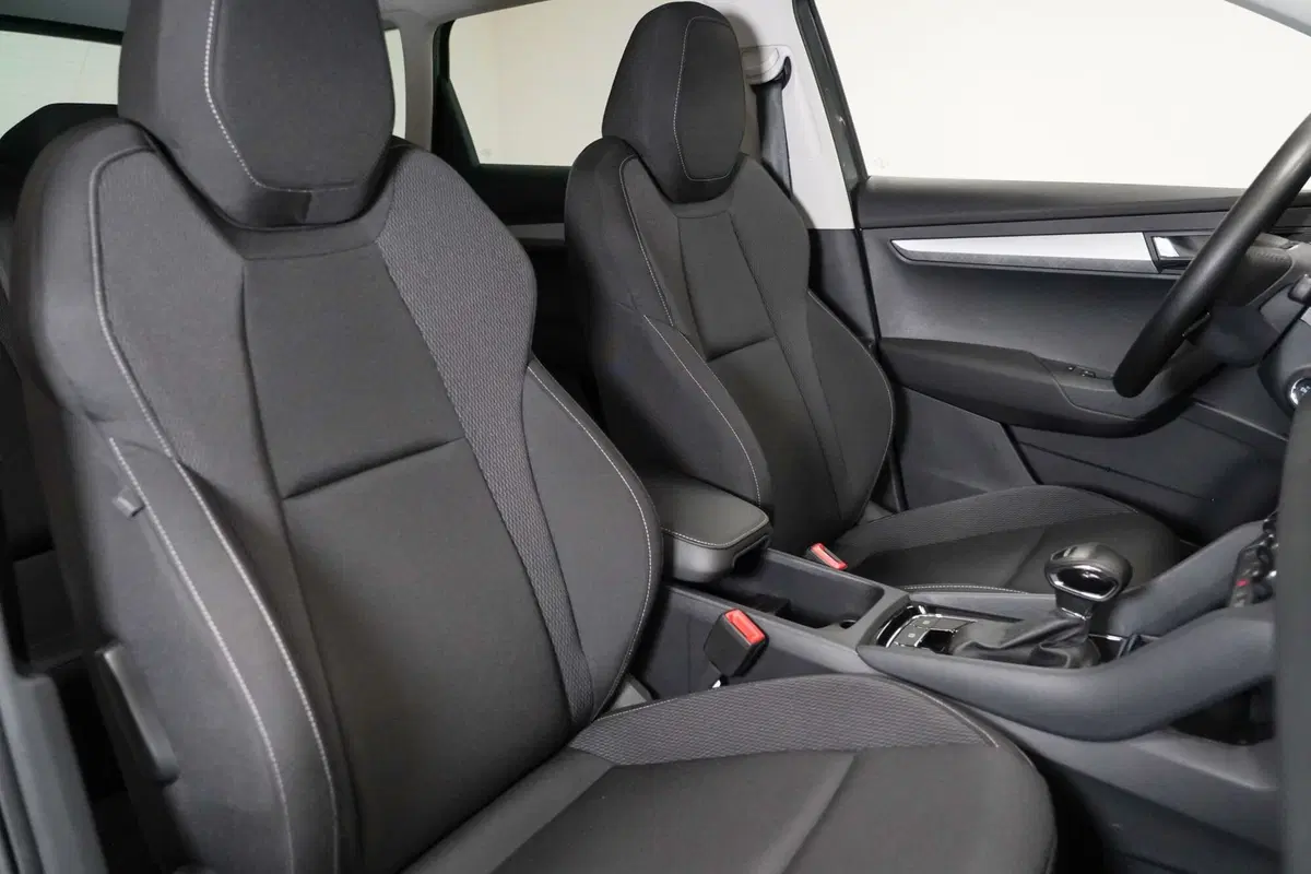 Skoda Karoq usata a Varese (13)