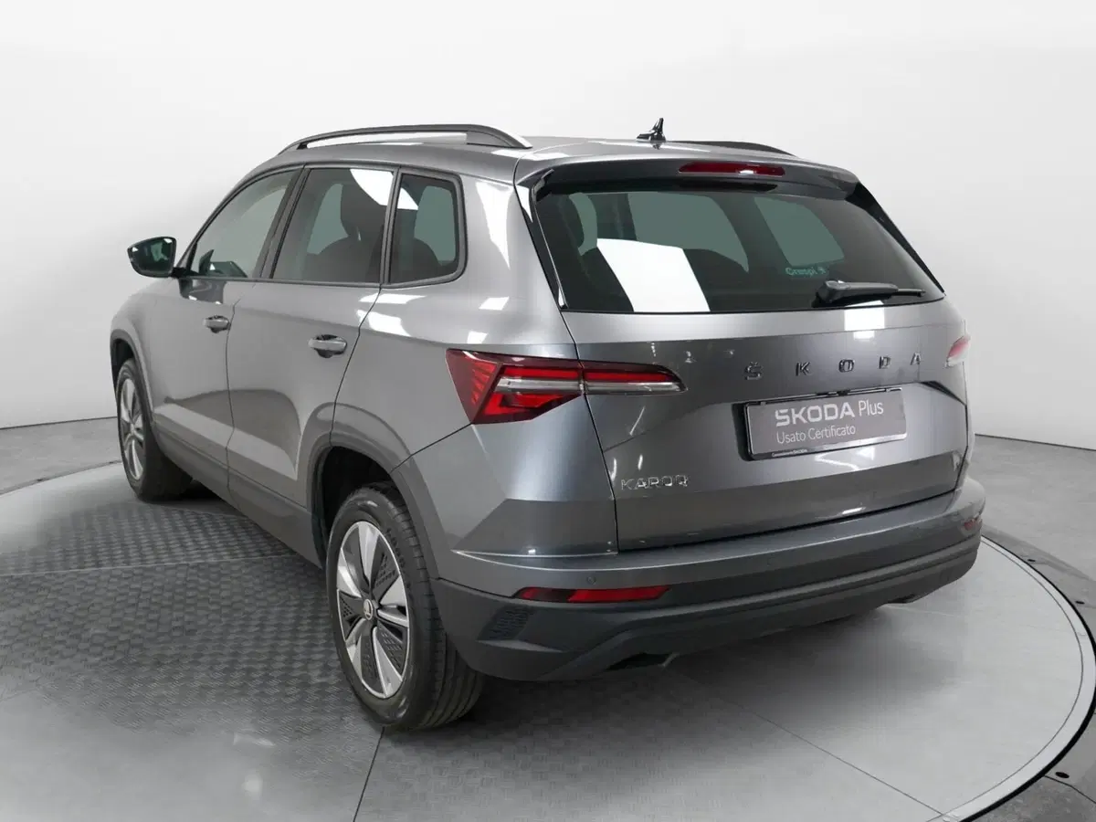 Skoda Karoq usata a Varese (6)
