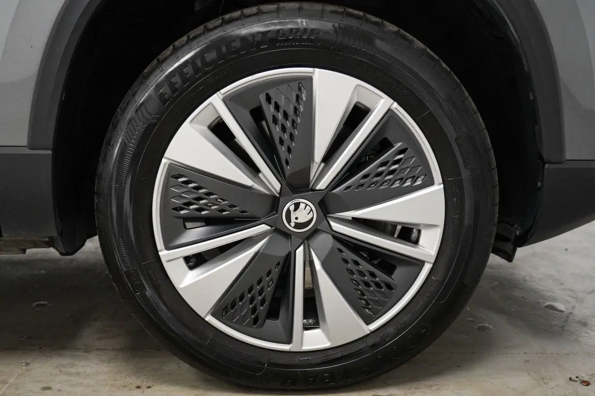 Skoda Karoq usata a Varese (7)