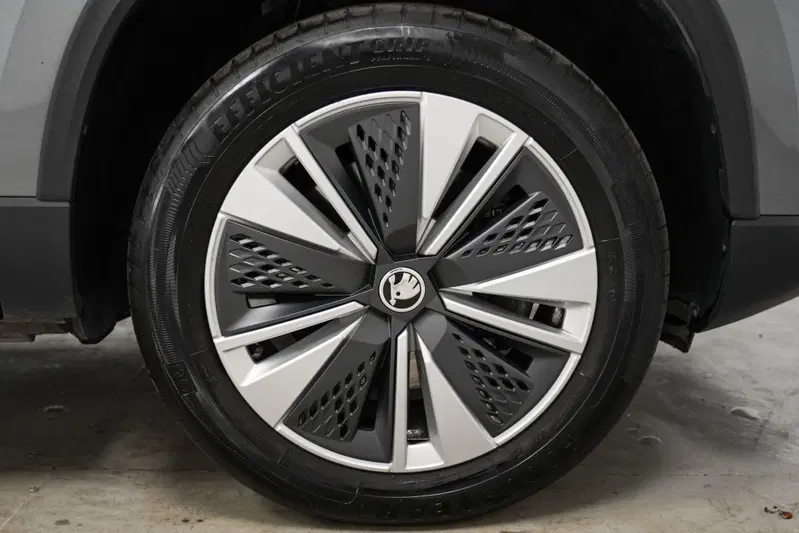 Skoda Karoq usata a Varese (7)