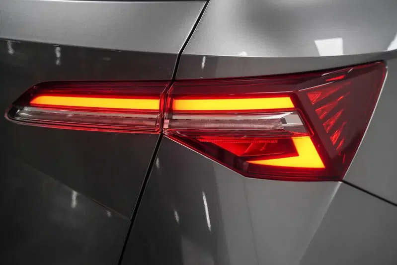 Skoda Karoq usata a Varese (9)