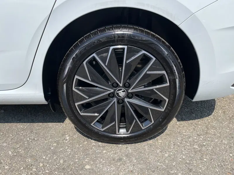 Skoda Scala usata a Modena (10)
