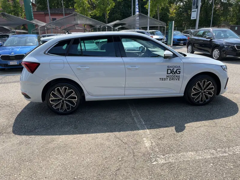 Skoda Scala usata a Modena (5)