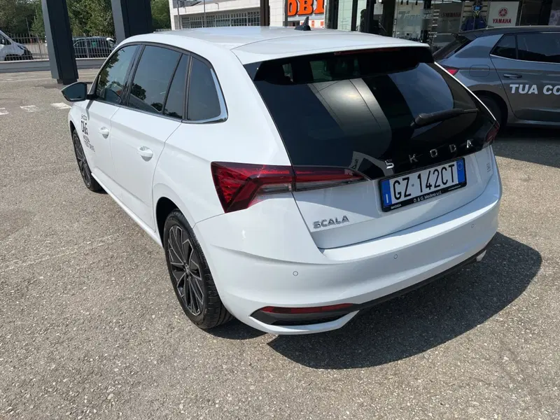 Skoda Scala usata a Modena (6)