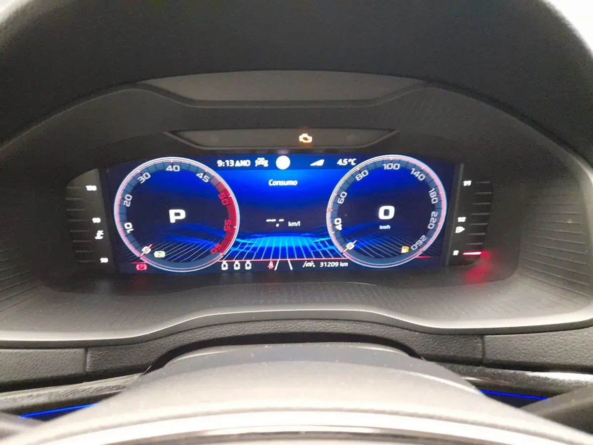 Skoda Karoq usata a Bologna (12)