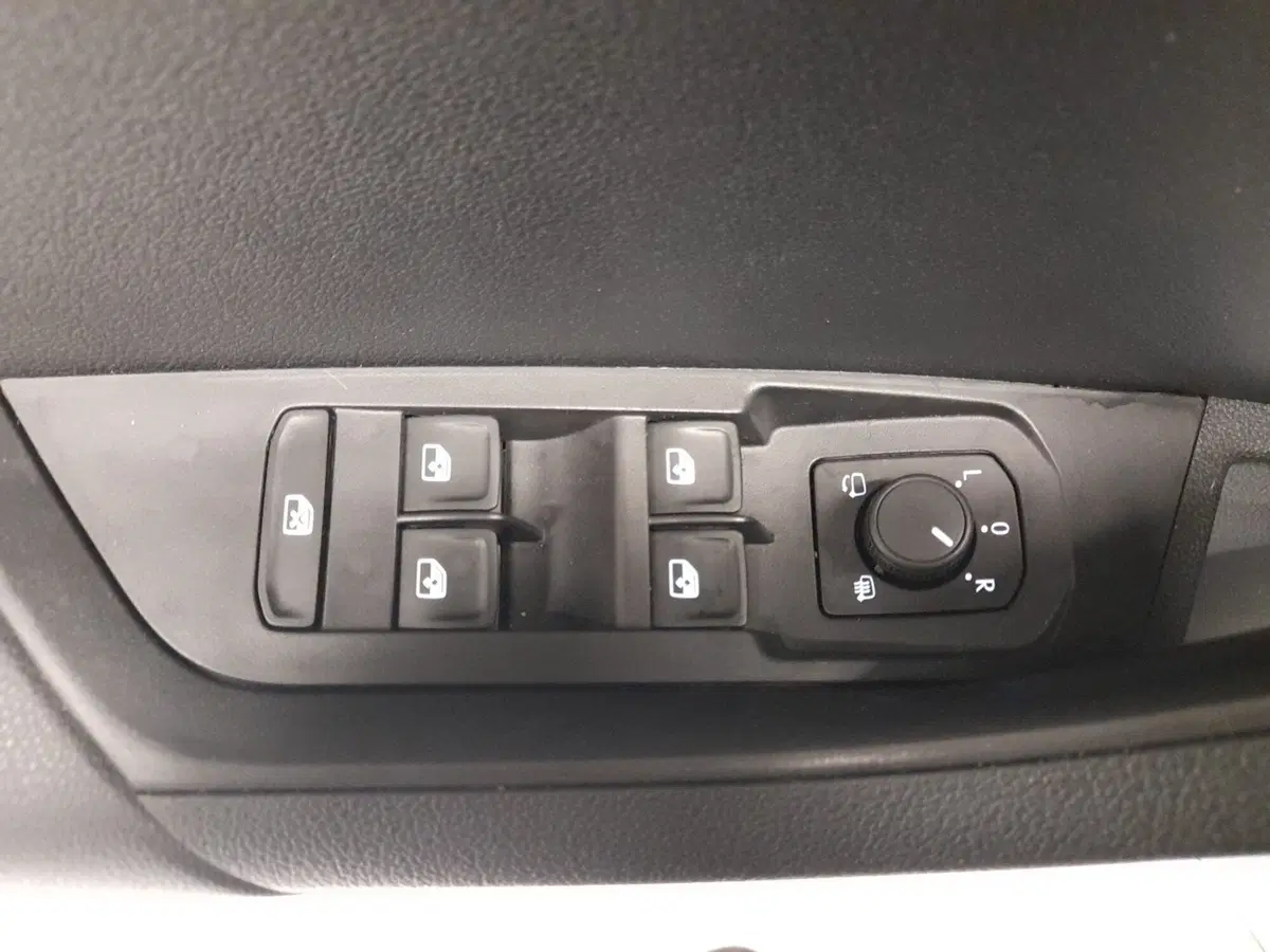 Skoda Karoq usata a Bologna (9)