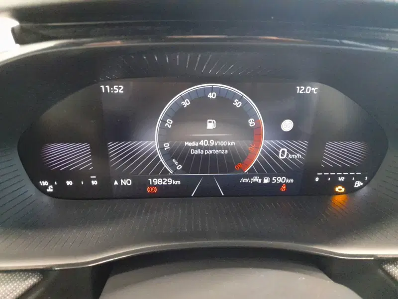 Skoda Fabia usata a Bologna (12)