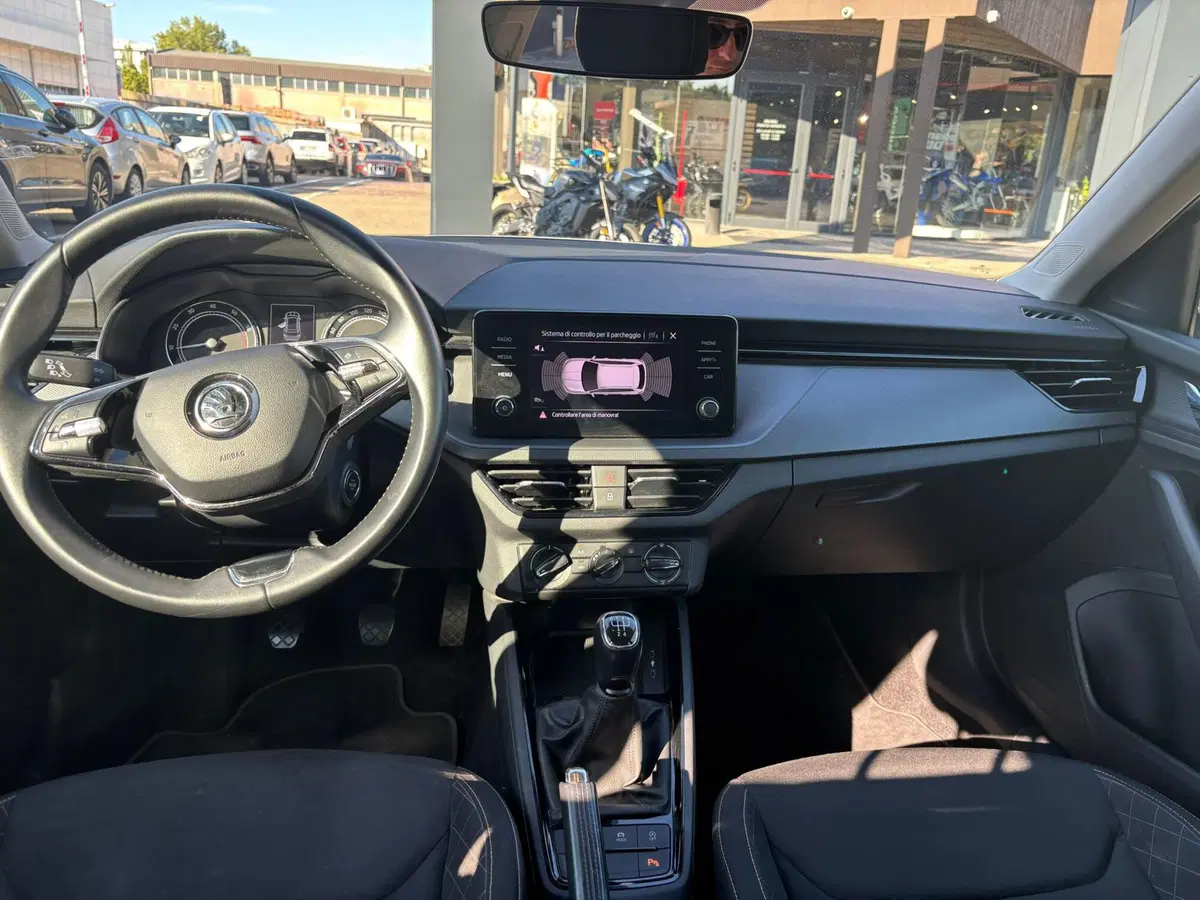 Skoda Kamiq usata a Modena (16)