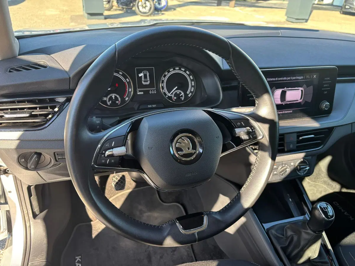 Skoda Kamiq usata a Modena (17)