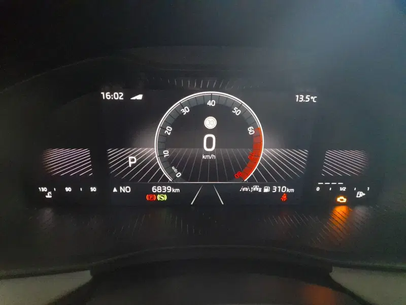 Skoda Scala usata a Bologna (12)