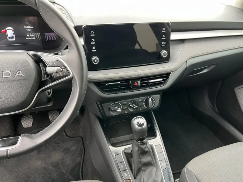 Skoda Fabia usata a Modena (13)