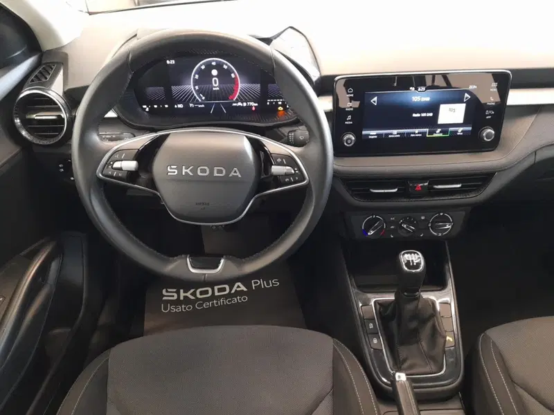 Skoda Fabia usata a Bologna (17)