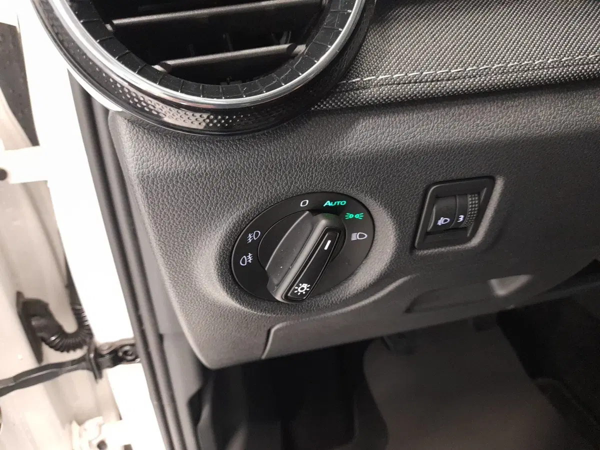 Skoda Fabia usata a Bologna (10)