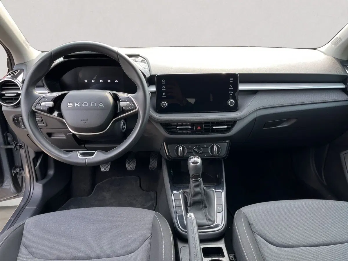 Skoda Fabia usata a Modena (10)
