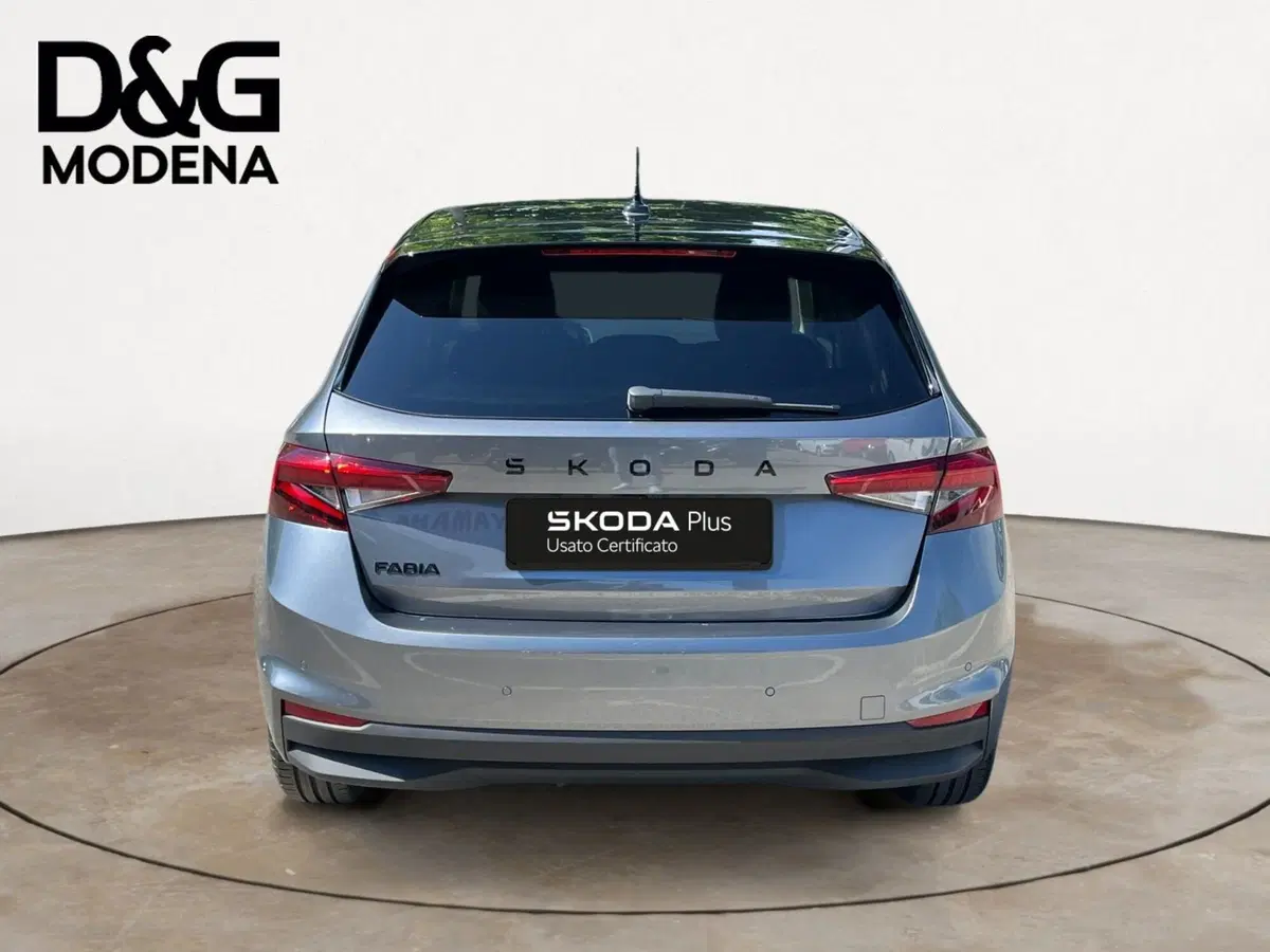Skoda Fabia usata a Modena (4)