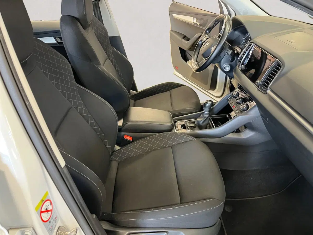 Skoda Karoq usata a Modena (17)