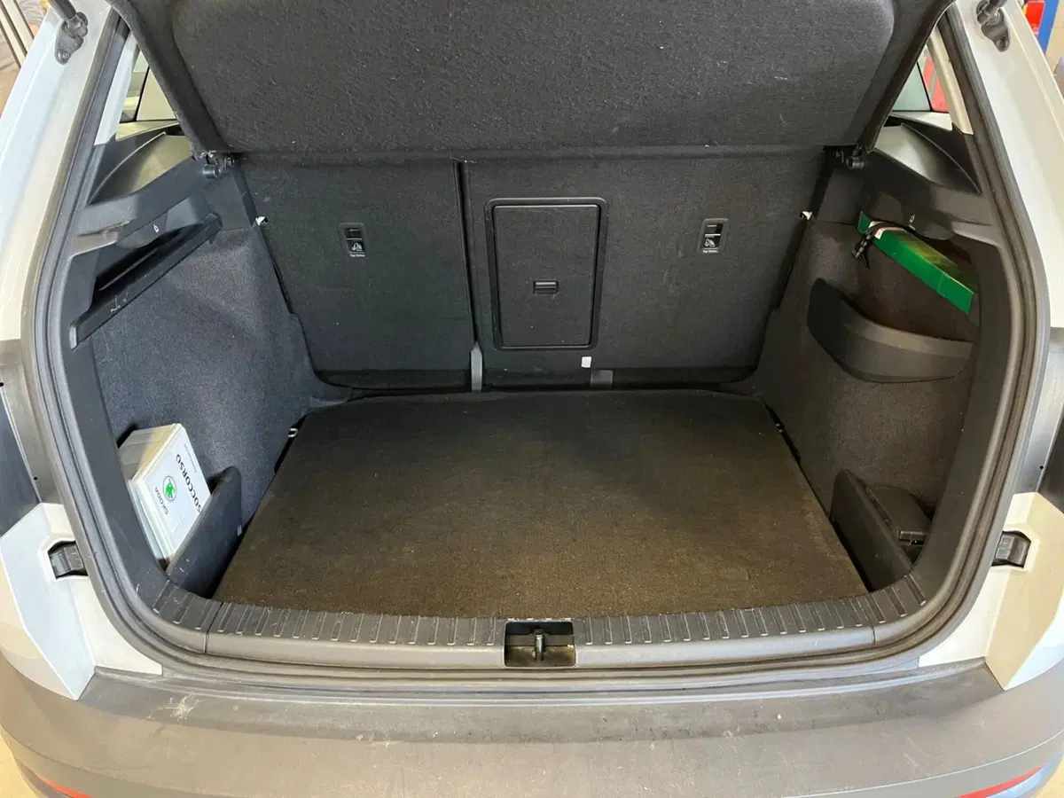 Skoda Karoq usata a Modena (19)