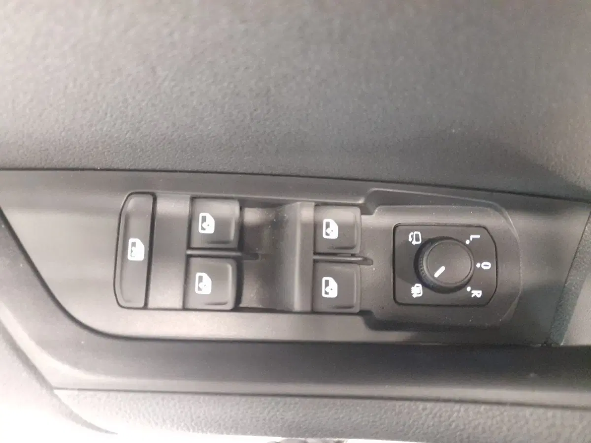 Skoda Karoq usata a Bologna (9)