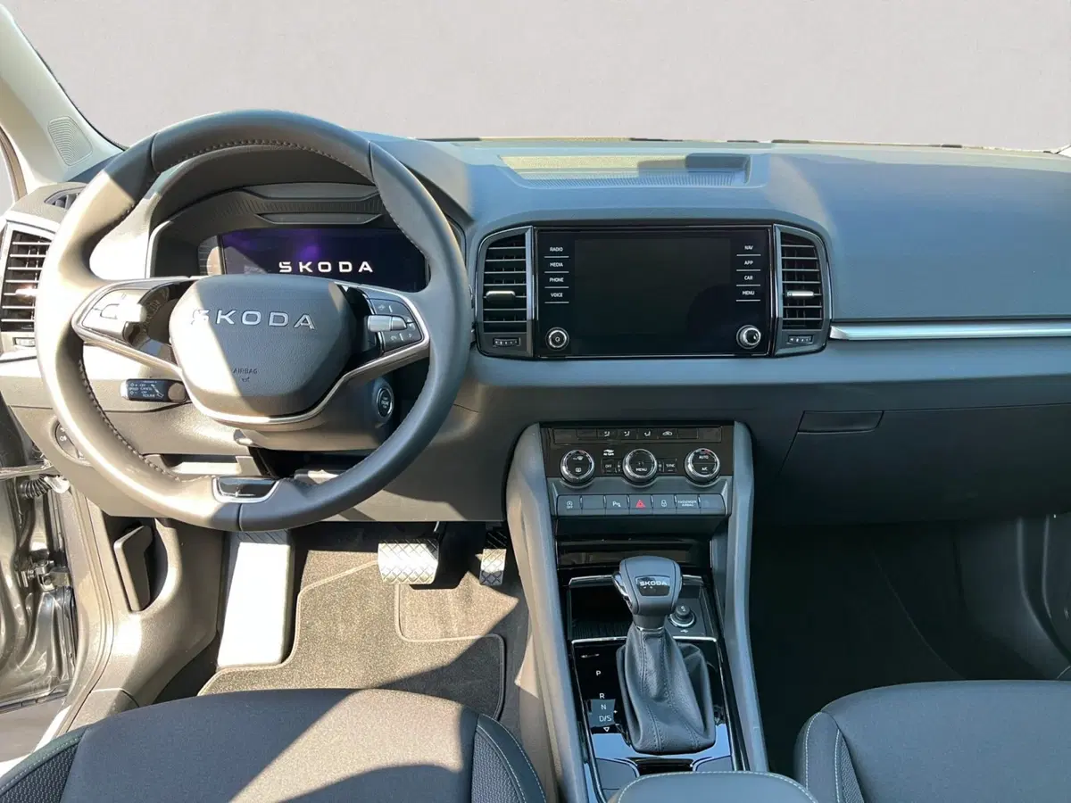 Skoda Karoq nuova a Modena (10)