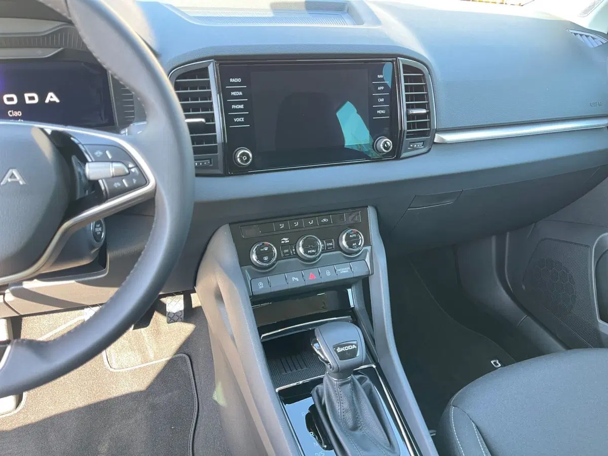 Skoda Karoq nuova a Modena (15)