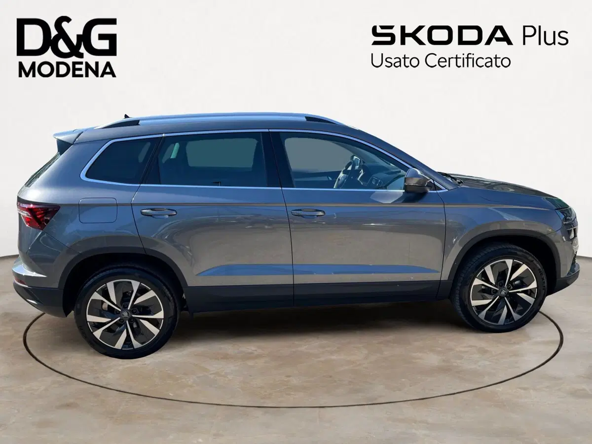 Skoda Karoq nuova a Modena (4)