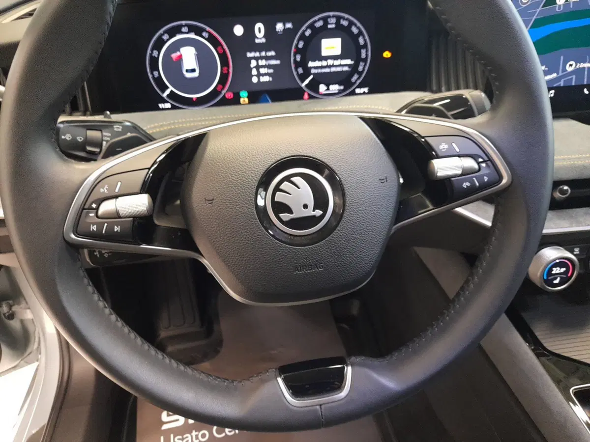 Skoda Superb usata a Bologna (11)