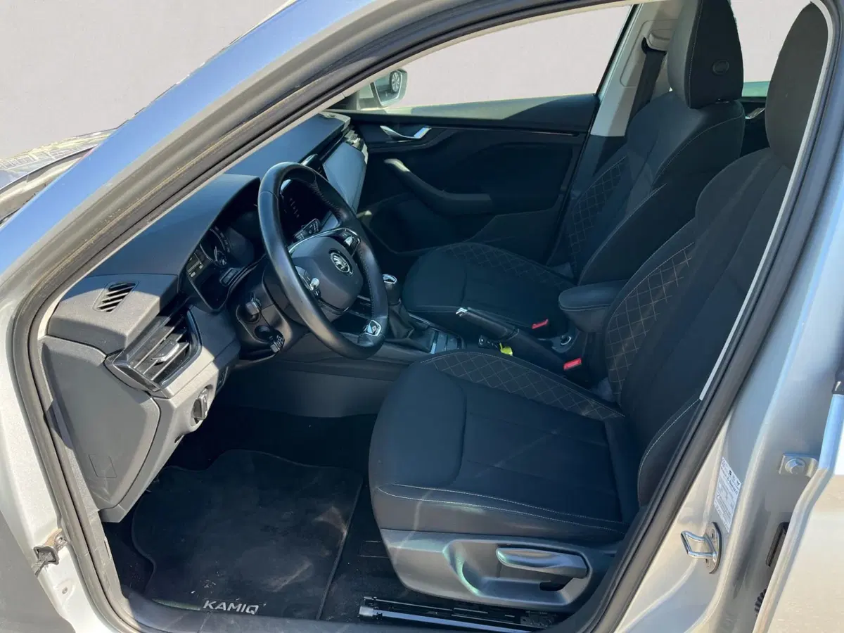 Skoda Kamiq usata a Modena (11)