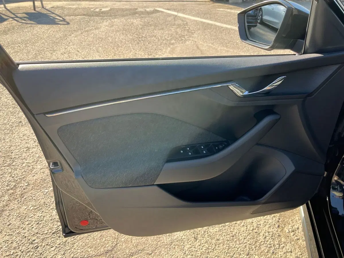 Skoda Kamiq usata a Modena (12)