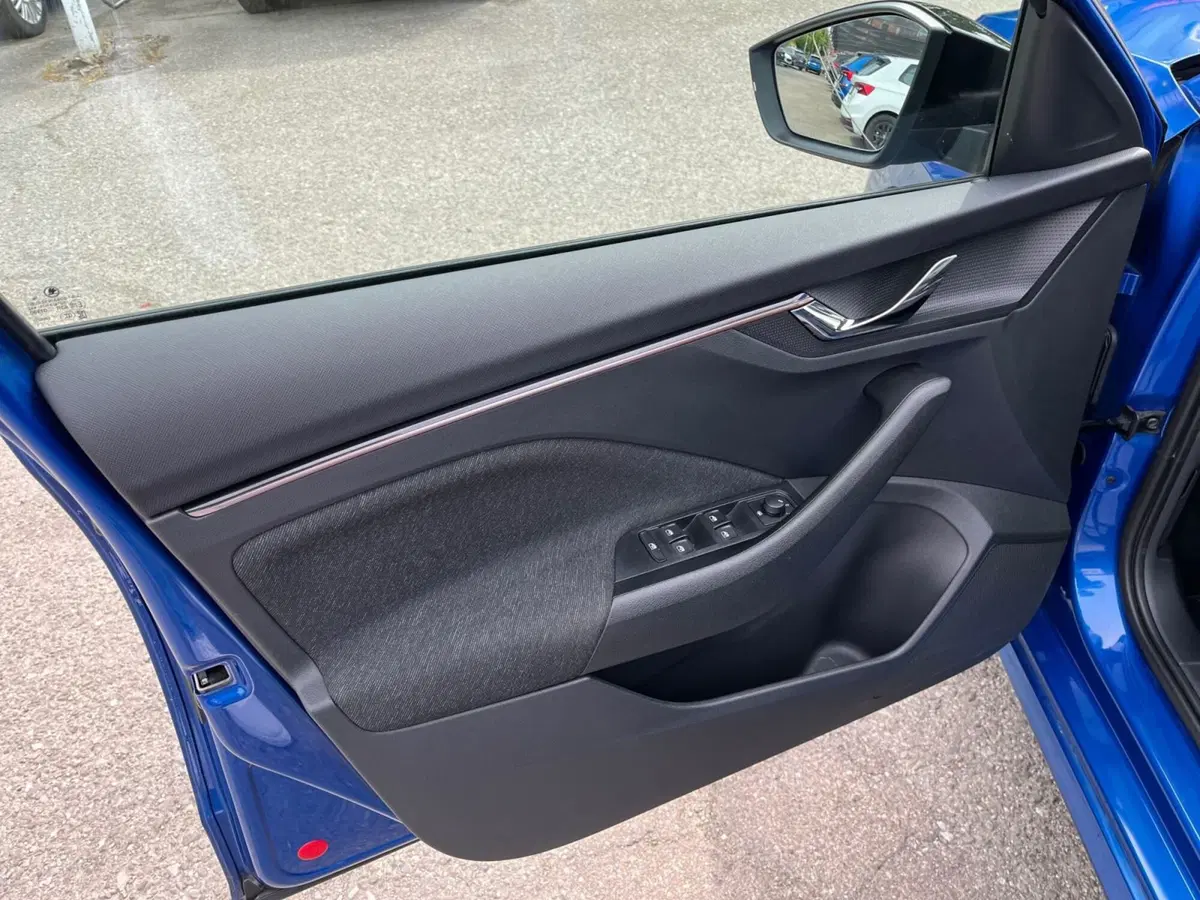 Skoda Kamiq usata a Modena (12)