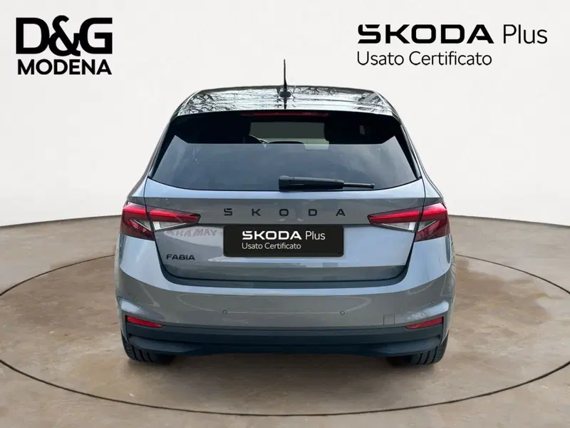 Skoda Fabia usata a Modena (4)