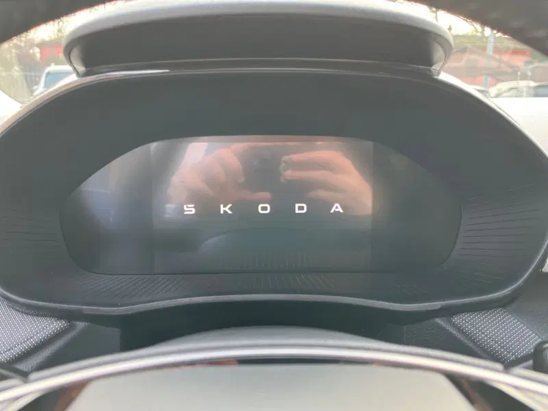 Skoda Fabia usata a Modena (15)