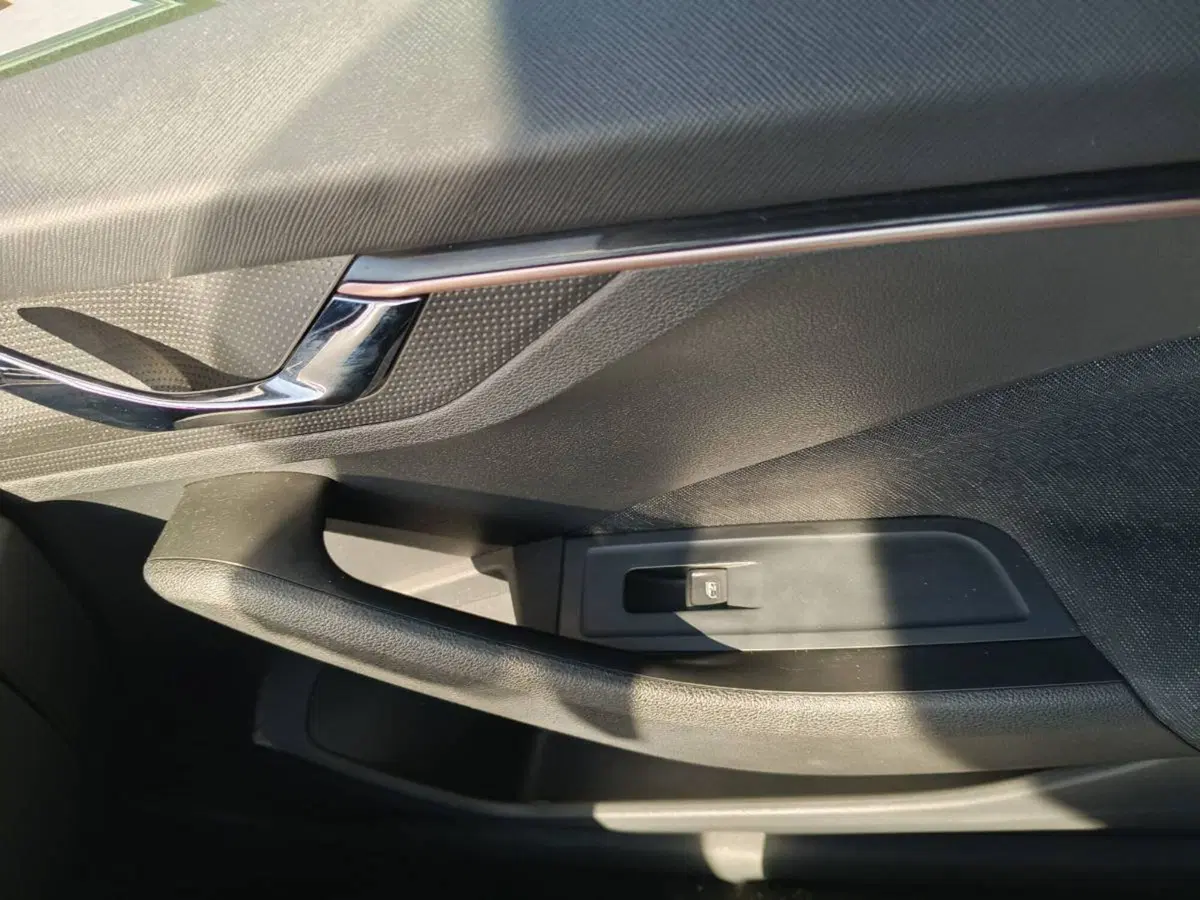 Skoda Kamiq usata a Salerno (13)