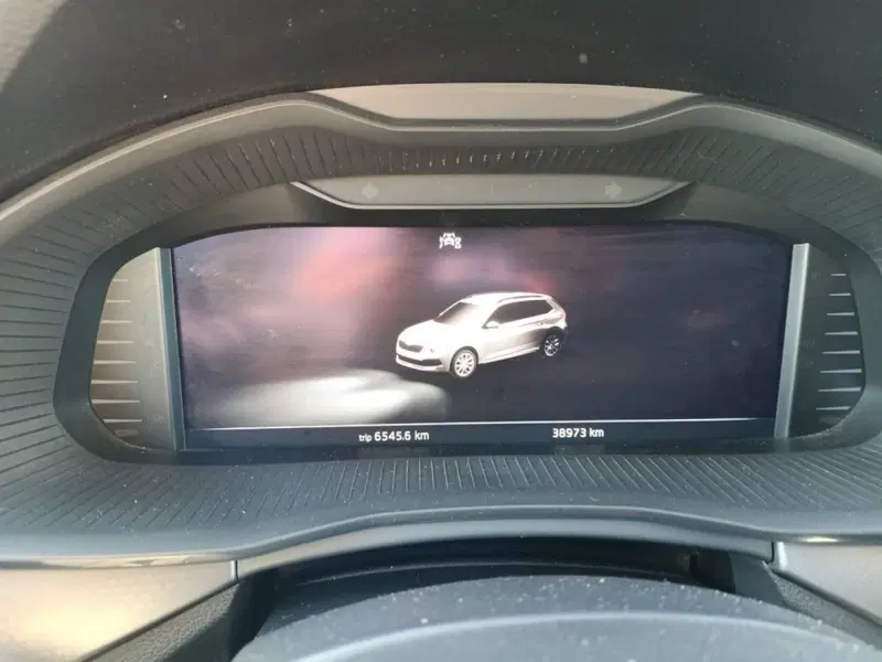Skoda Kamiq usata a Salerno (5)
