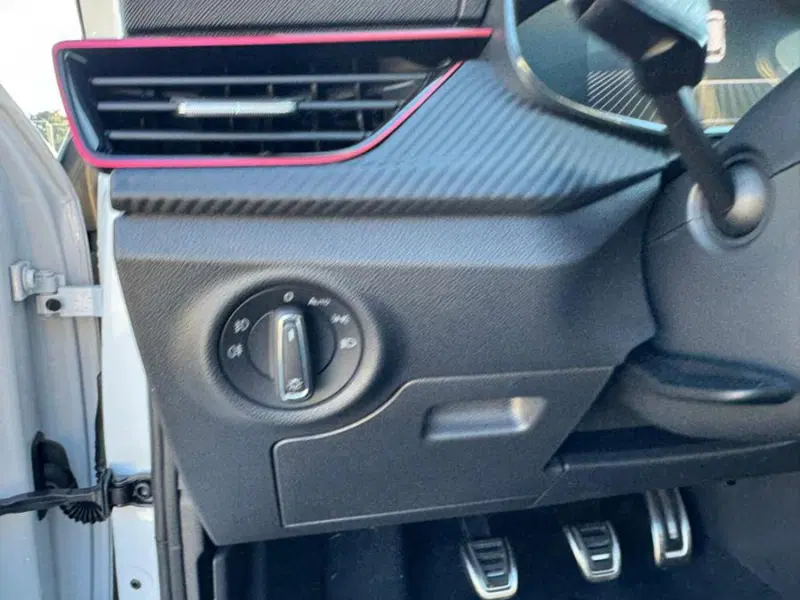 Skoda Kamiq nuova a Salerno (18)