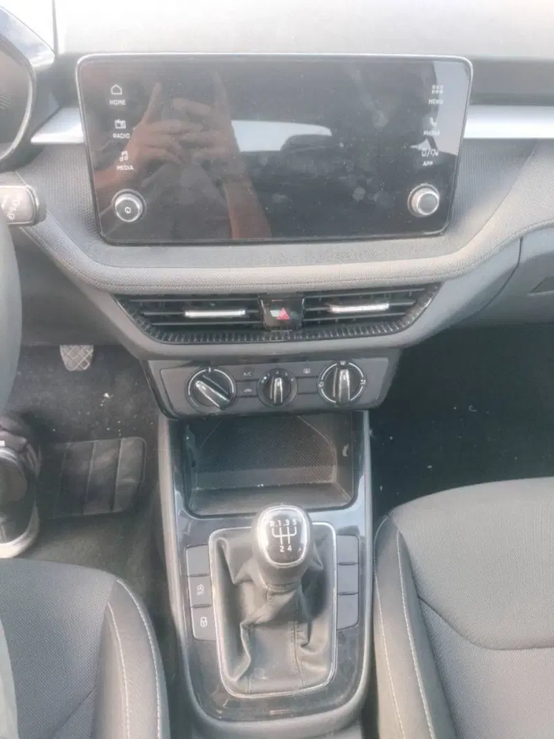 Skoda Fabia usata a Salerno (17)