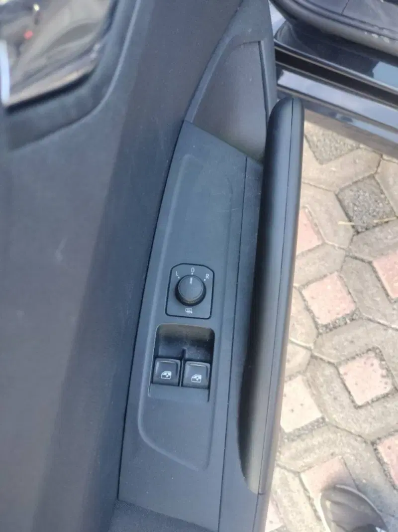 Skoda Fabia usata a Salerno (20)