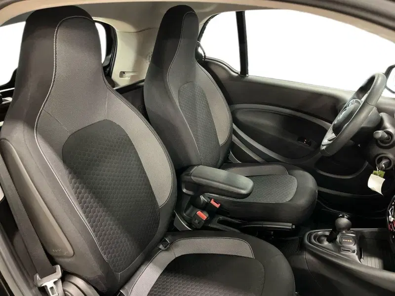 smart Fortwo usata a Prato (12)