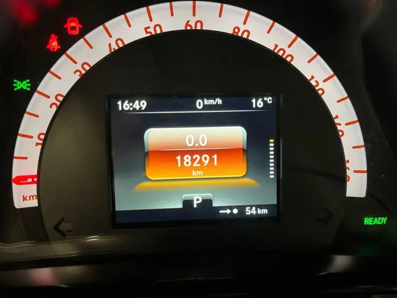 smart Fortwo usata a Prato (13)