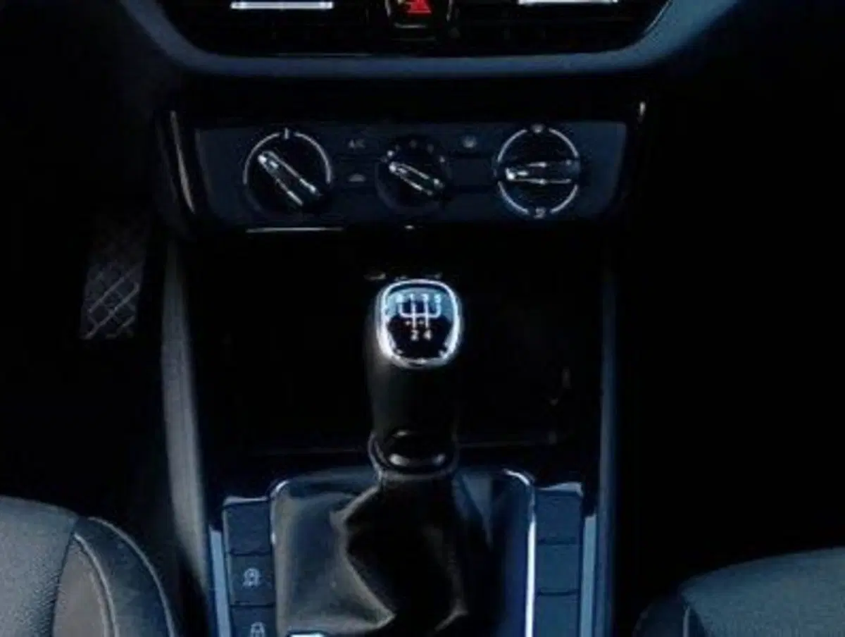 Skoda Fabia usata a Salerno (17)