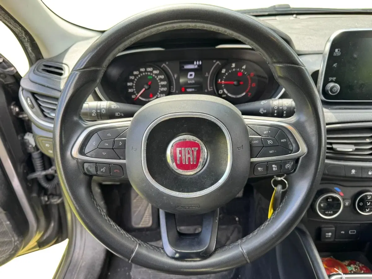 Fiat Tipo Station Wagon usata a Salerno (6)