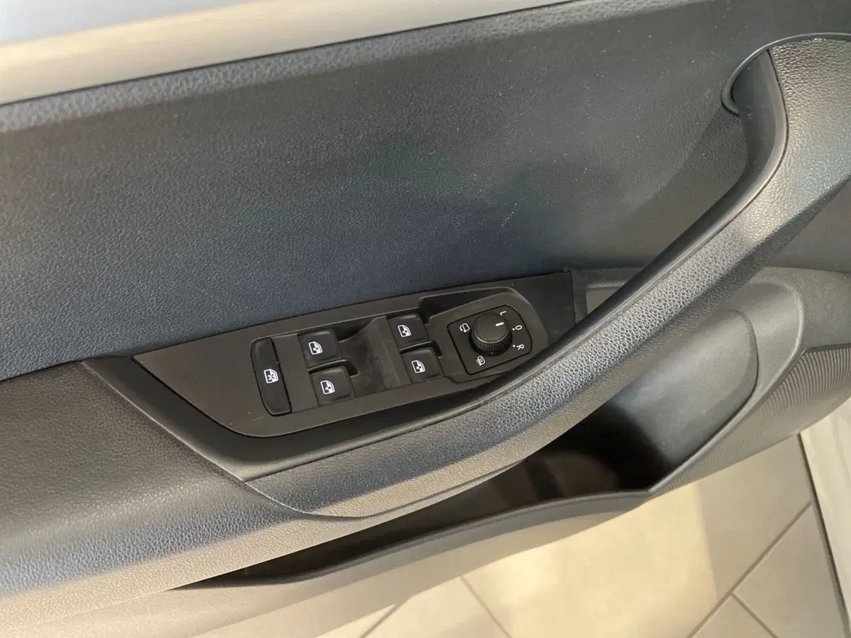 Skoda Karoq usata a Firenze (16)